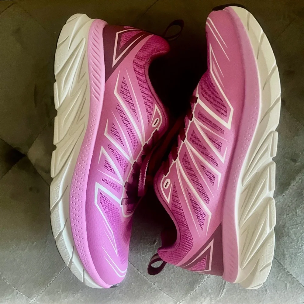 Women's Pink Athletic Sneakers size 9.5. New without tags.